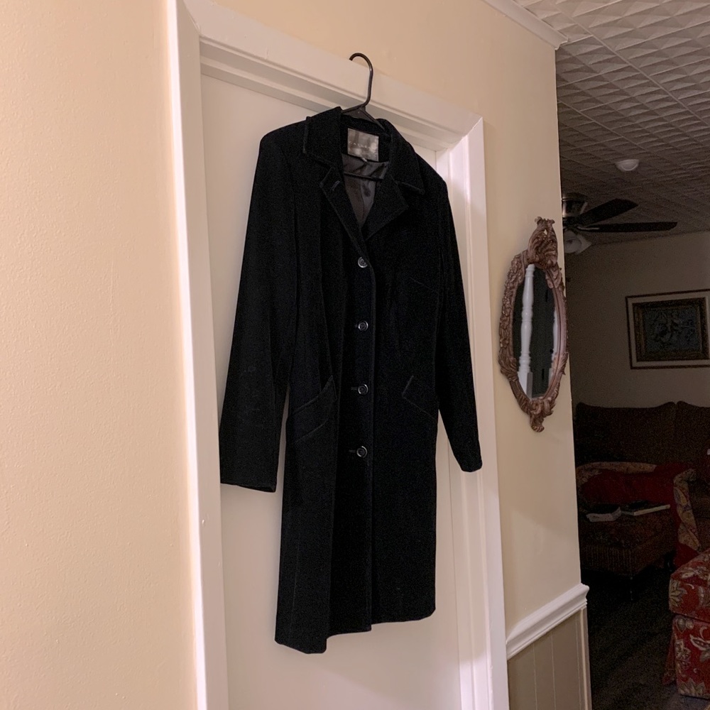 XS Gallery Black Velvet Dressy Coat